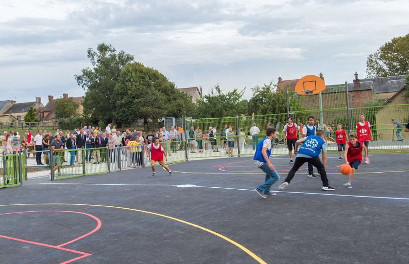Great New Playground in France Image 8 Children Playing on Outdoor Gym Equipment Play Area
