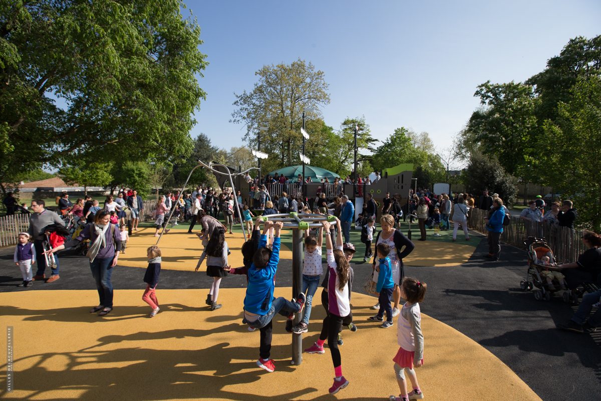 Rochefort example of proludic playgrounds innovative children's play equipment inaugurated navy garden image 3