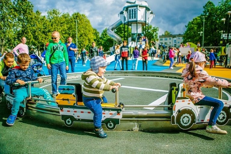 Know the value of play equipment to your leisure business