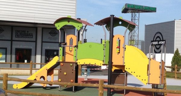 Multi-play equipment