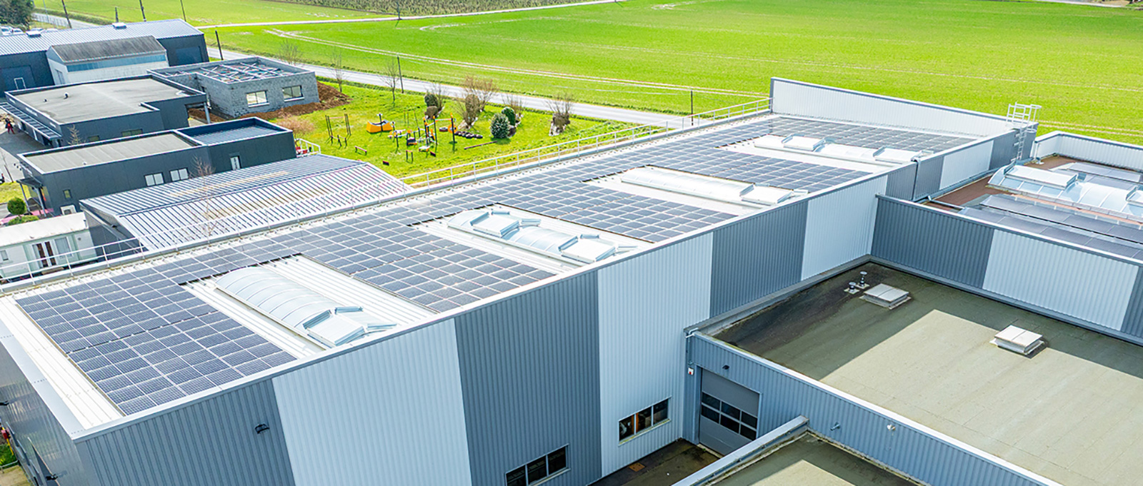 A concrete CSR commitment: installing photovoltaic panels on our production site